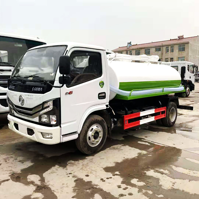 抽糞車和油罐車是不一樣的有很大的區(qū)別